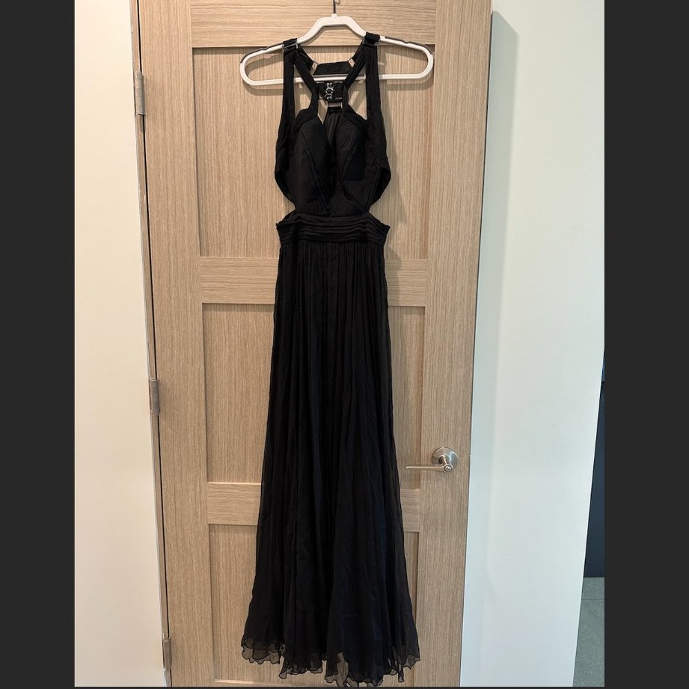 Tadashi Shoji Dress in Black with Crystal Embellishments in Size 0